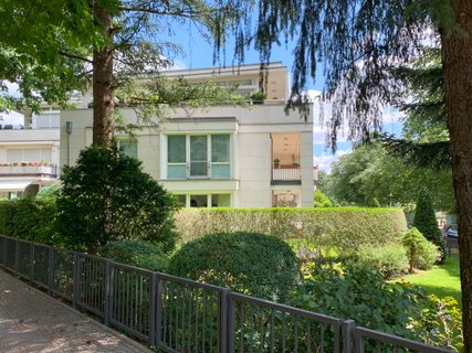 Hausansicht von der Straße