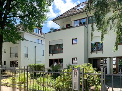 Hausansicht von der Straße