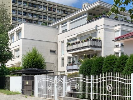 Hausansicht von der Straße